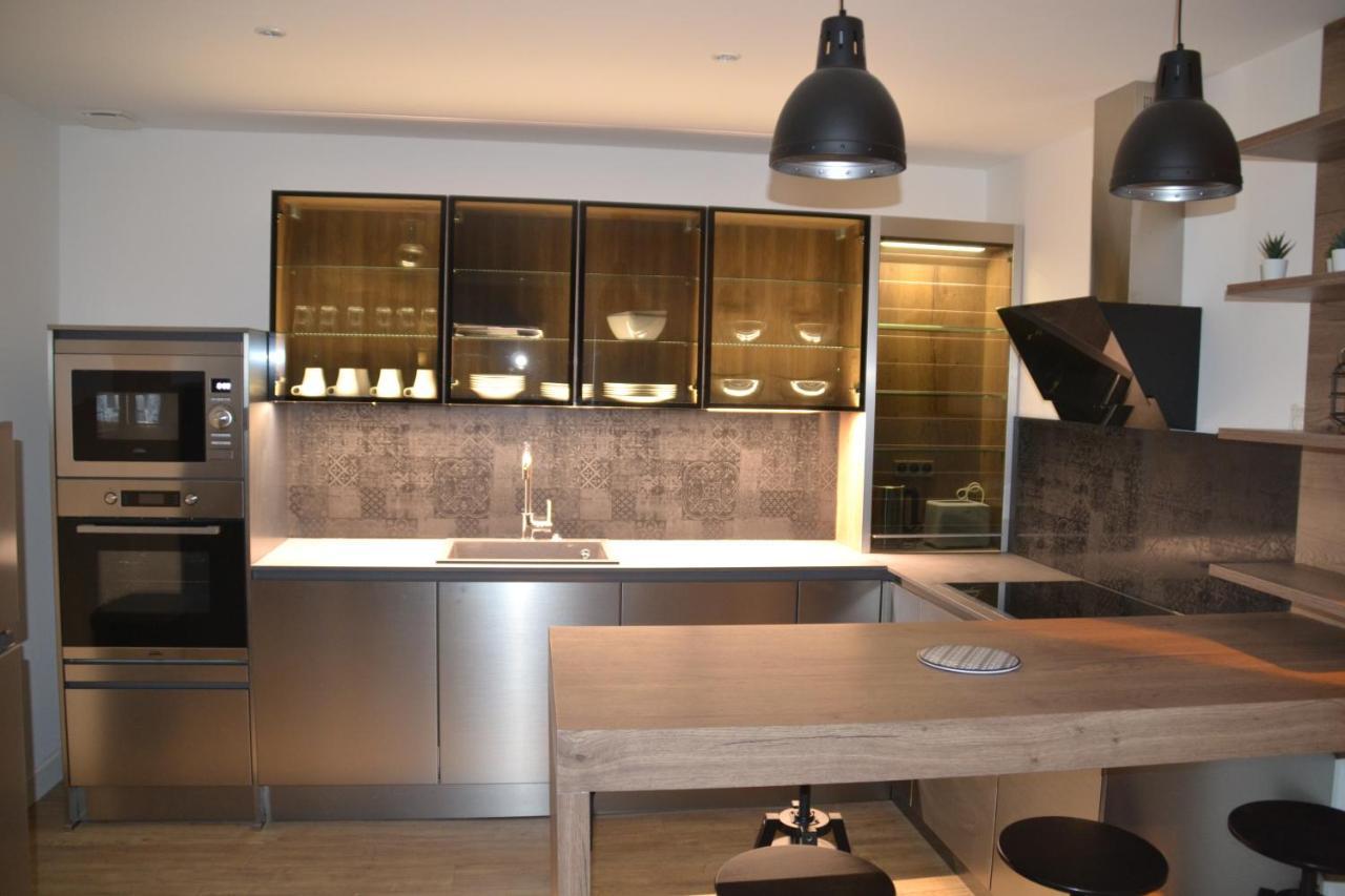 Appartement Triplex de luxe 110 m2 hyper centre jacuzzi à Dinan Extérieur photo
